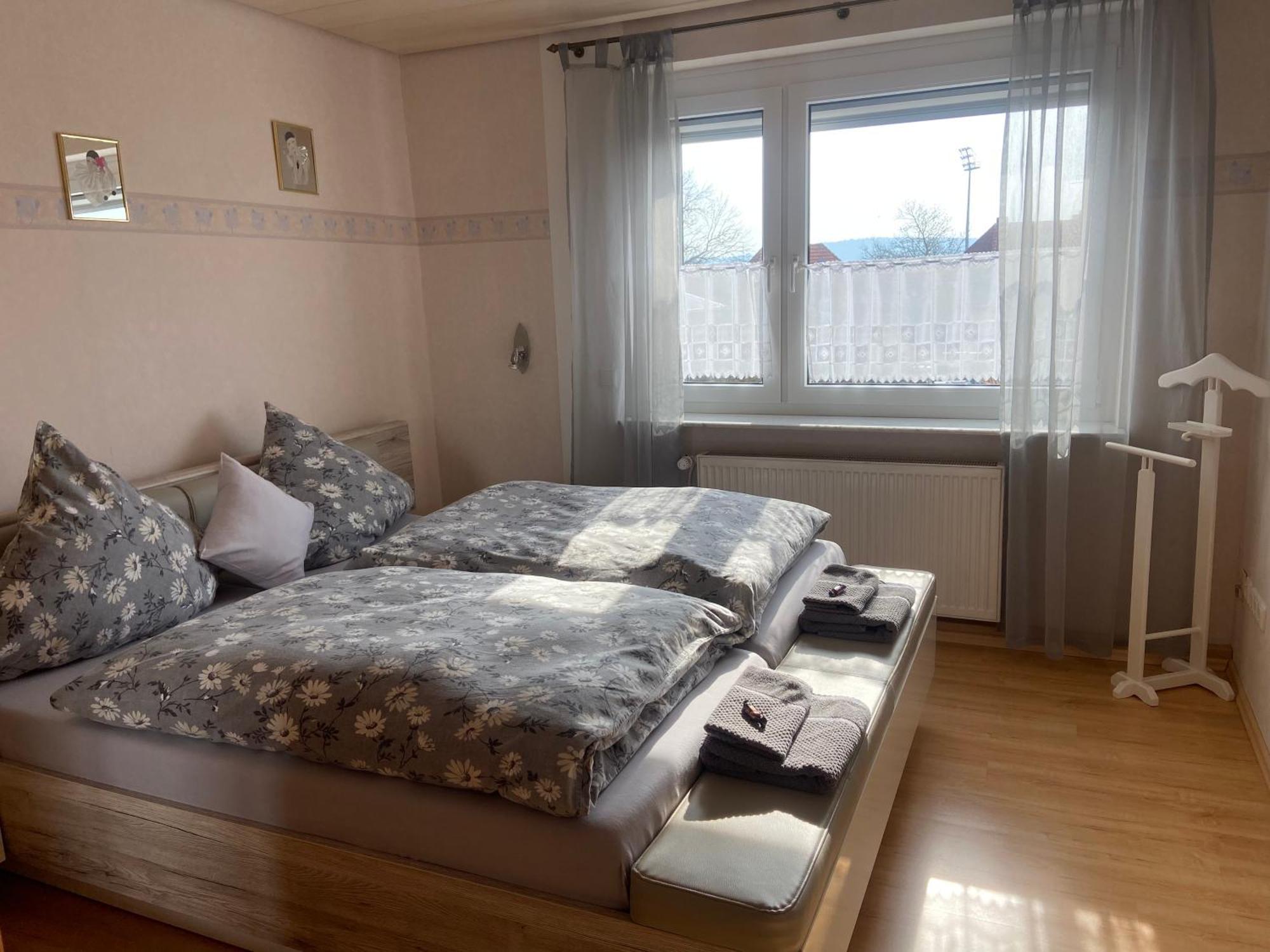 Stadtzentrumnahe Wohnung An Der Gruenen Aue, Kostenfreier Parkplatz Fulda Ngoại thất bức ảnh